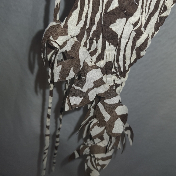 Lloyd Williams Women's Designer Ruffled Blouse Small Brown Button Closure - Picture 6 of 11